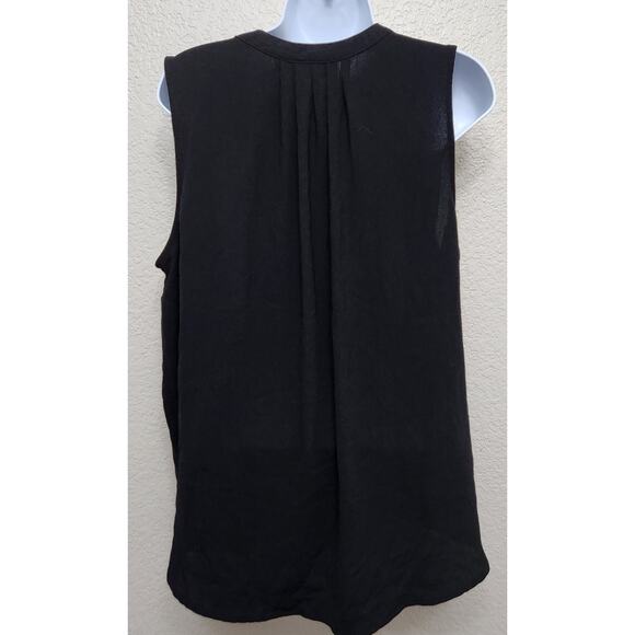 Apt 9 Black Hidden Buttons Sleeveless Top XL V Neck Lightweight Flowy Soft - Picture 3 of 5